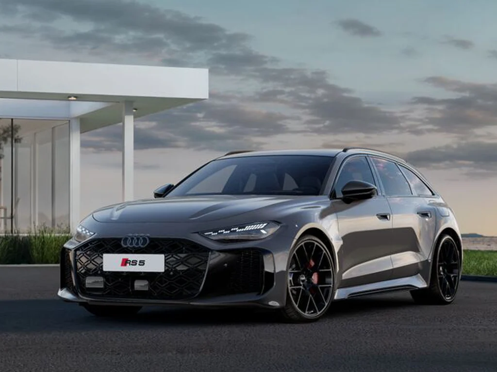 Audi RS5 Limousine Autohaus Vatterott schwarzes Fahrzeug