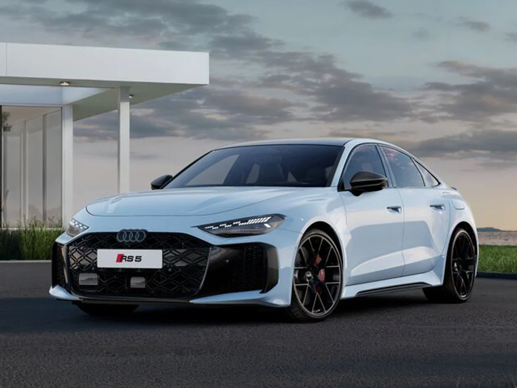 Audi RS5 Limo Vatterott weißes Fahrzeug